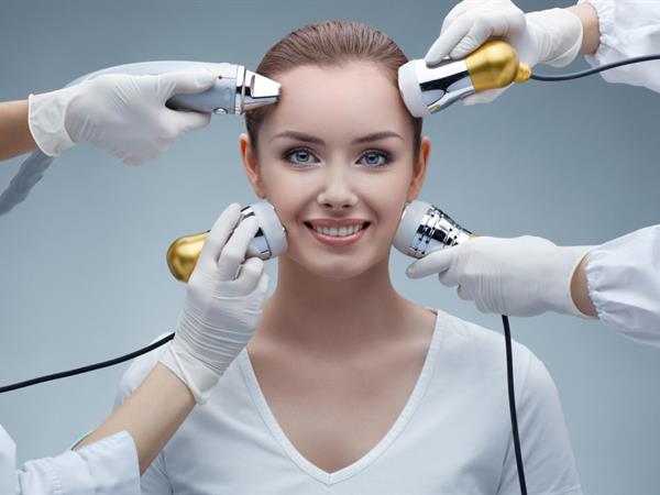 بهترین کلینیک زیبایی و مطب پوست و مو در سقز کدام است؟